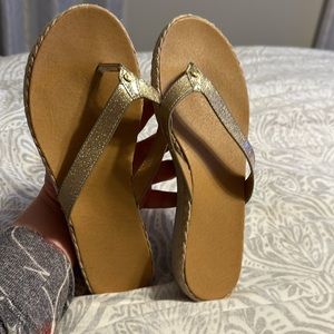 Preowned 7.5 Gold Sparkle Sandals Tommy Bahama Ladies